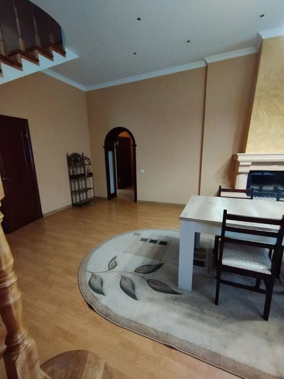 Комфортабельный коттедж в центральном районе