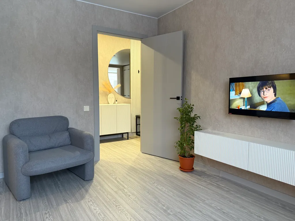 Стильная и теплая квартира