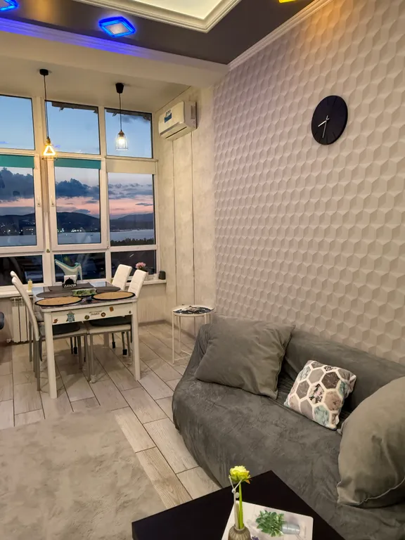 Квартира Апартаменты с видом на море около отеля Метрополь — Геленджик