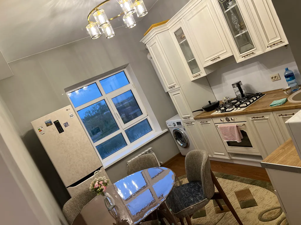 Уютная квартира в центре города с видом на море