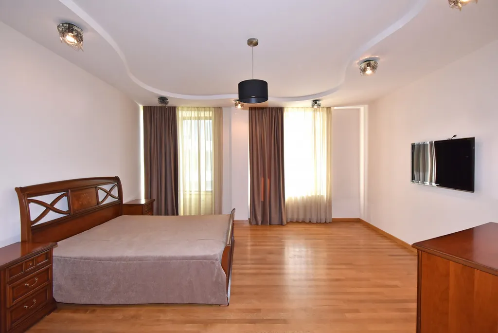 Красивая трёхкомнатная квартира в центре города