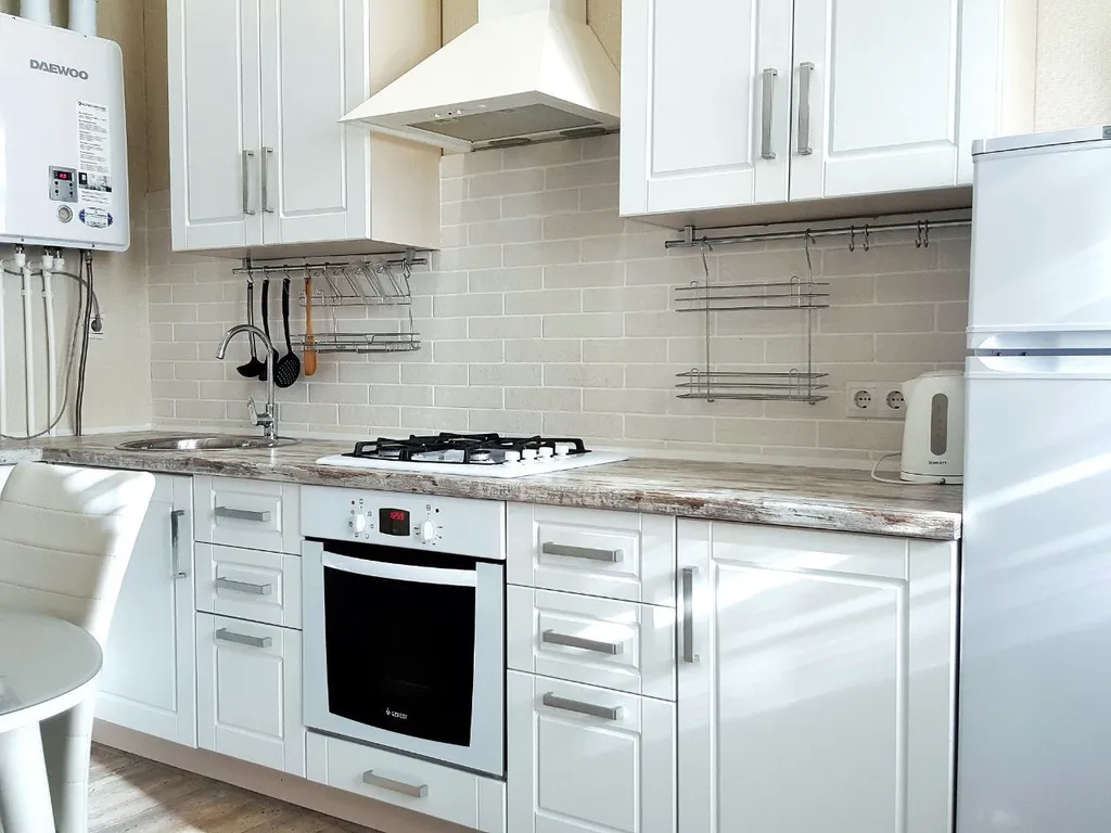 Квартира Квартира Евродвушка с отдельной спальней 700 м до моря, рядом с Сафари парком — Геленджик