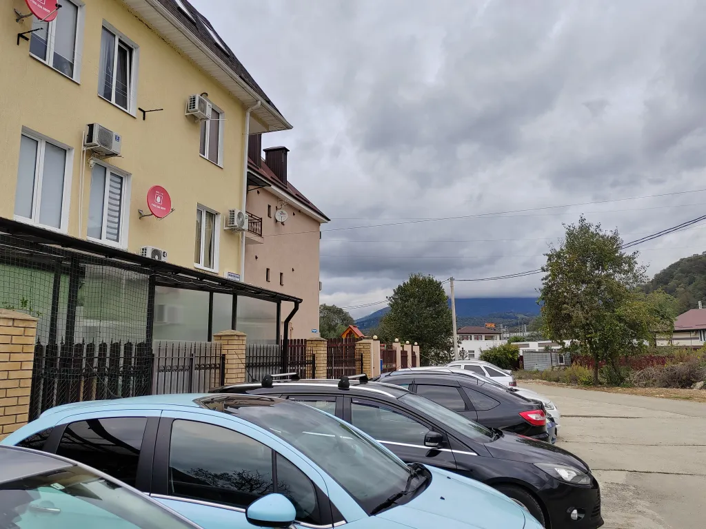 Уютная евростудия недалеко от аэропорта на равнине