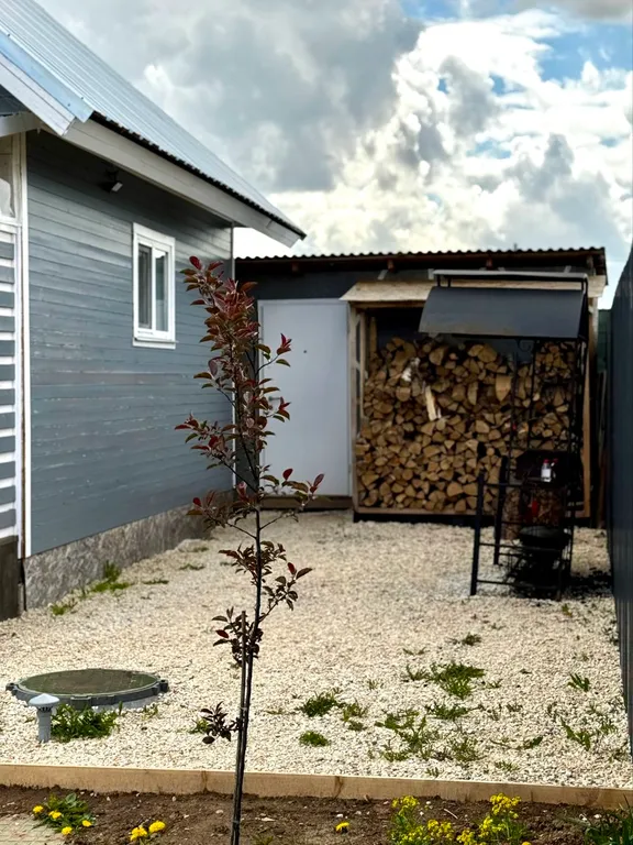 Дом-баня с большой верандой и массажной кроватью