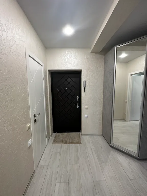 Квартира с видом на море и большой охраняемой парковкой