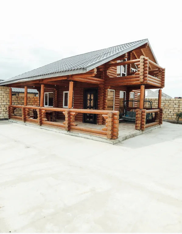 Домик на берегу моря