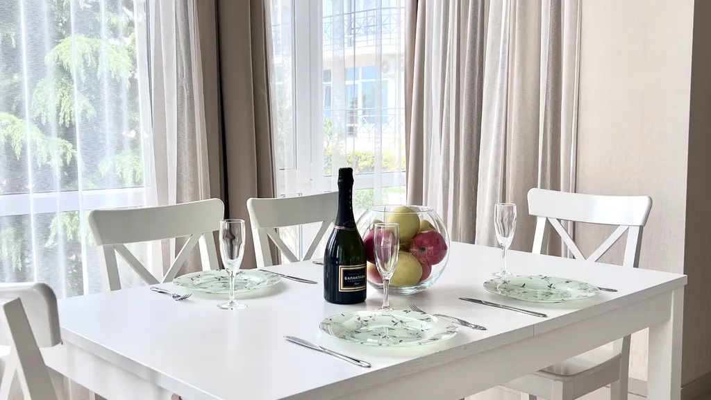 Панорамная квартира с шикарным видом на Ялту