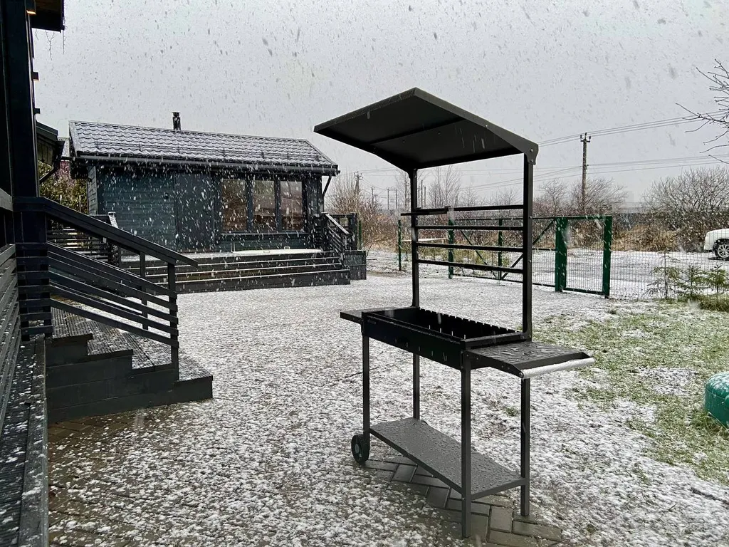 Коттедж Современный большой дом дуплекс с баней — Новоселье