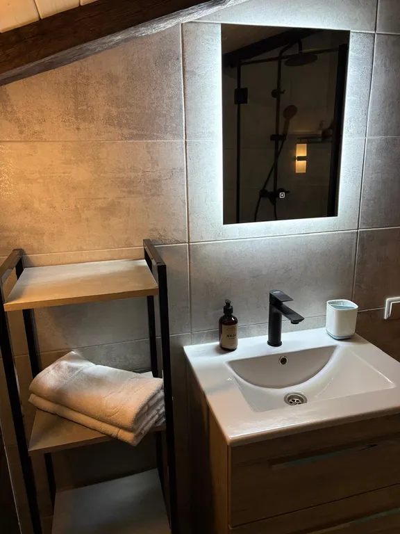 4-комнатный Дом