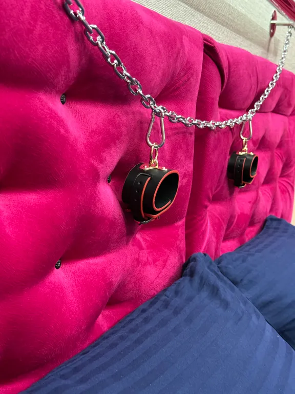 Тематические апартаменты для свиданий 18+