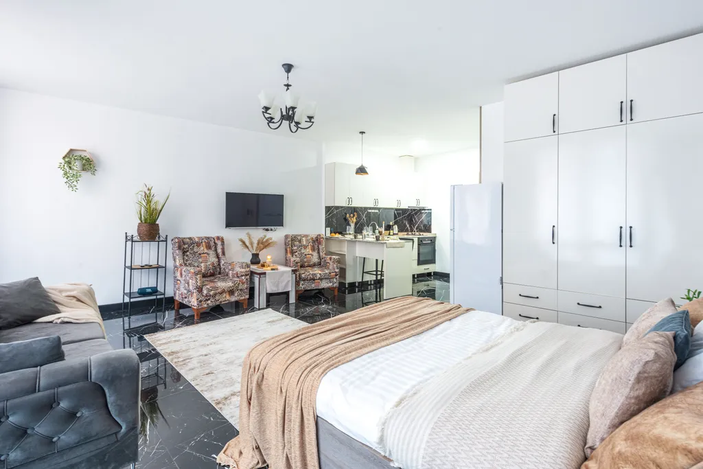 Azure Corner Retreat