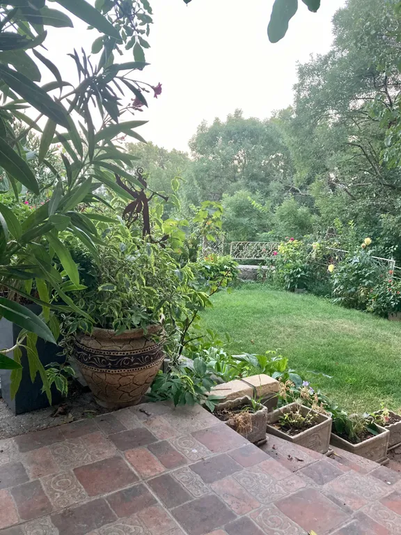 Коттедж Ялтинский домик — аренда посуточно в Ялта