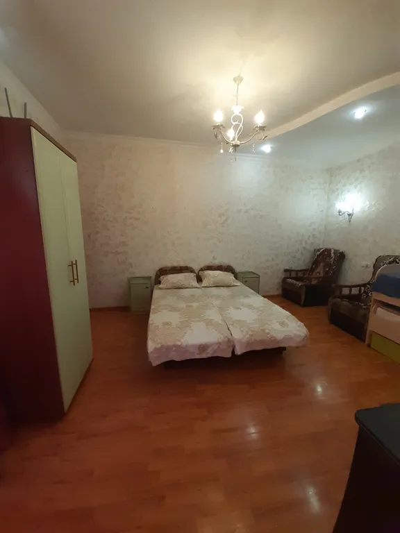 Уютная квартира отдельным входом и своим двориком