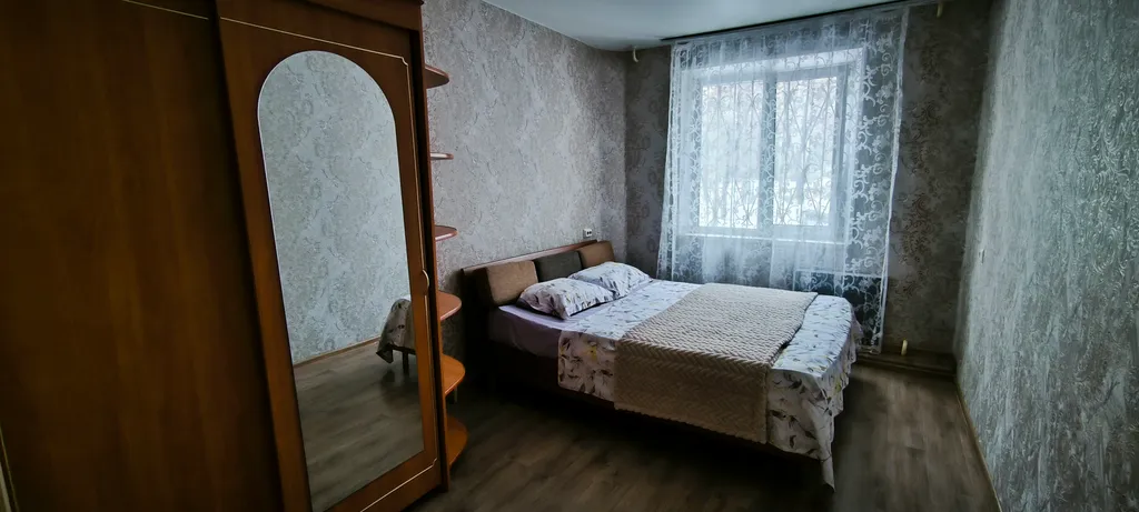 Просторная уютная квартира — аренда посуточно в Челябинск