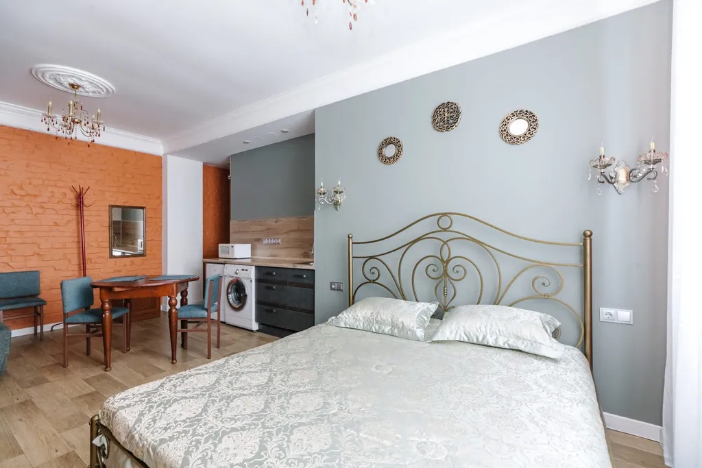 Комната-студия в центре города