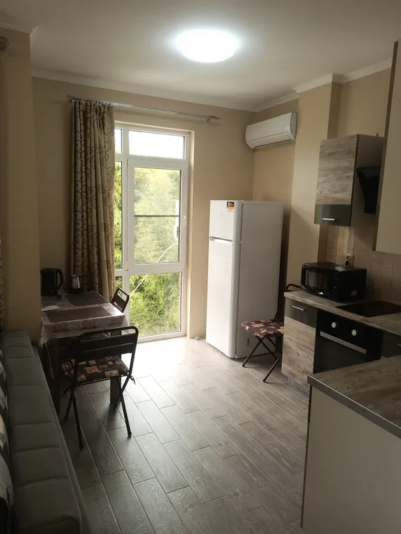 Квартира Квартира Уютная студия в центре города у моря — Сириус