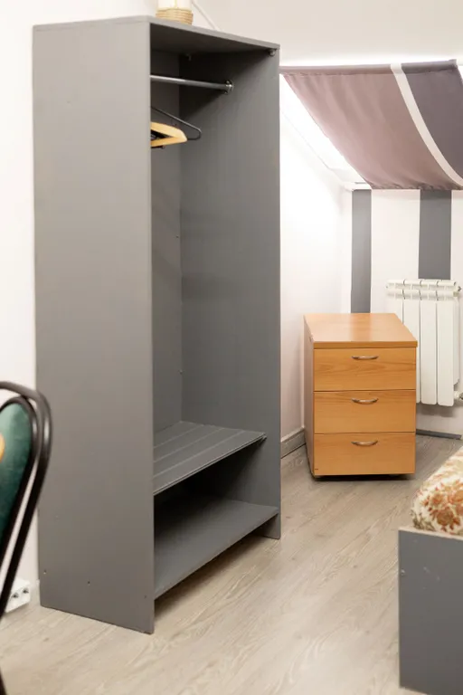 Бюджетный одноместный номер (удобства на этаже)