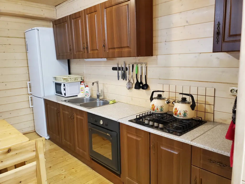 Загородный коттедж у леса