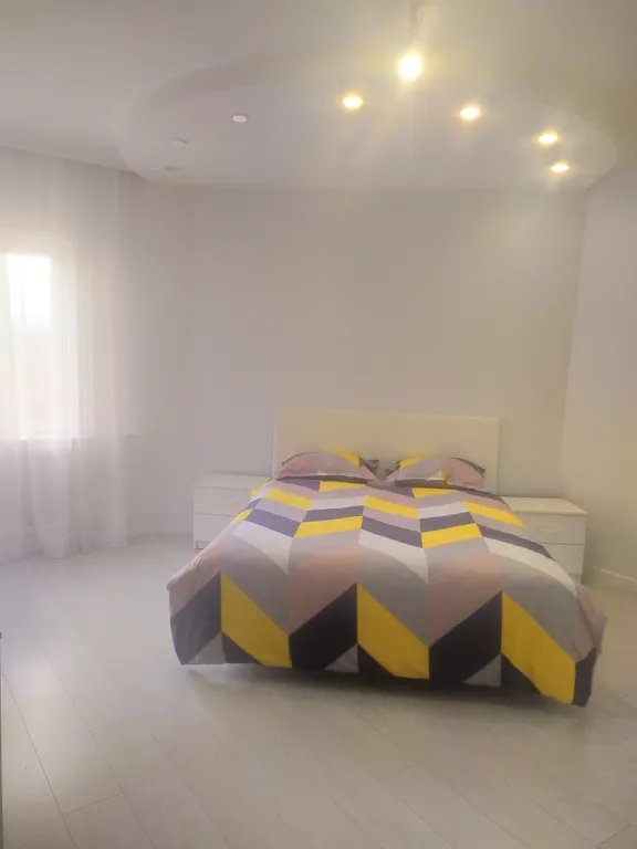 Видовая, огромная квартира в центре, рядом с Цумом.