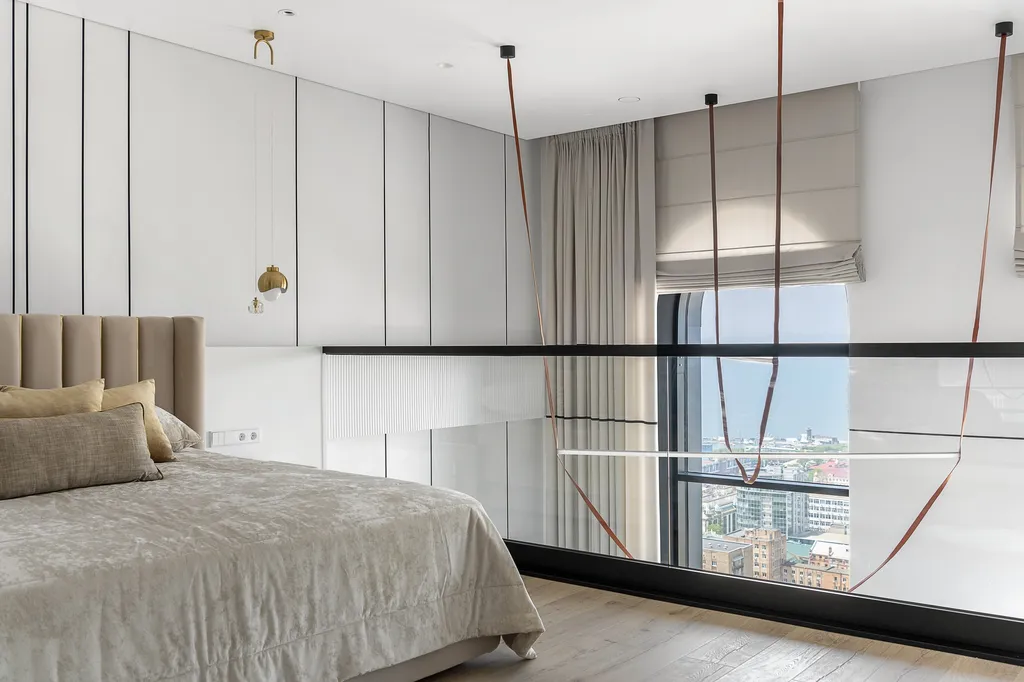 Видовые двухуровневые апартаменты в самом центре Владивостока