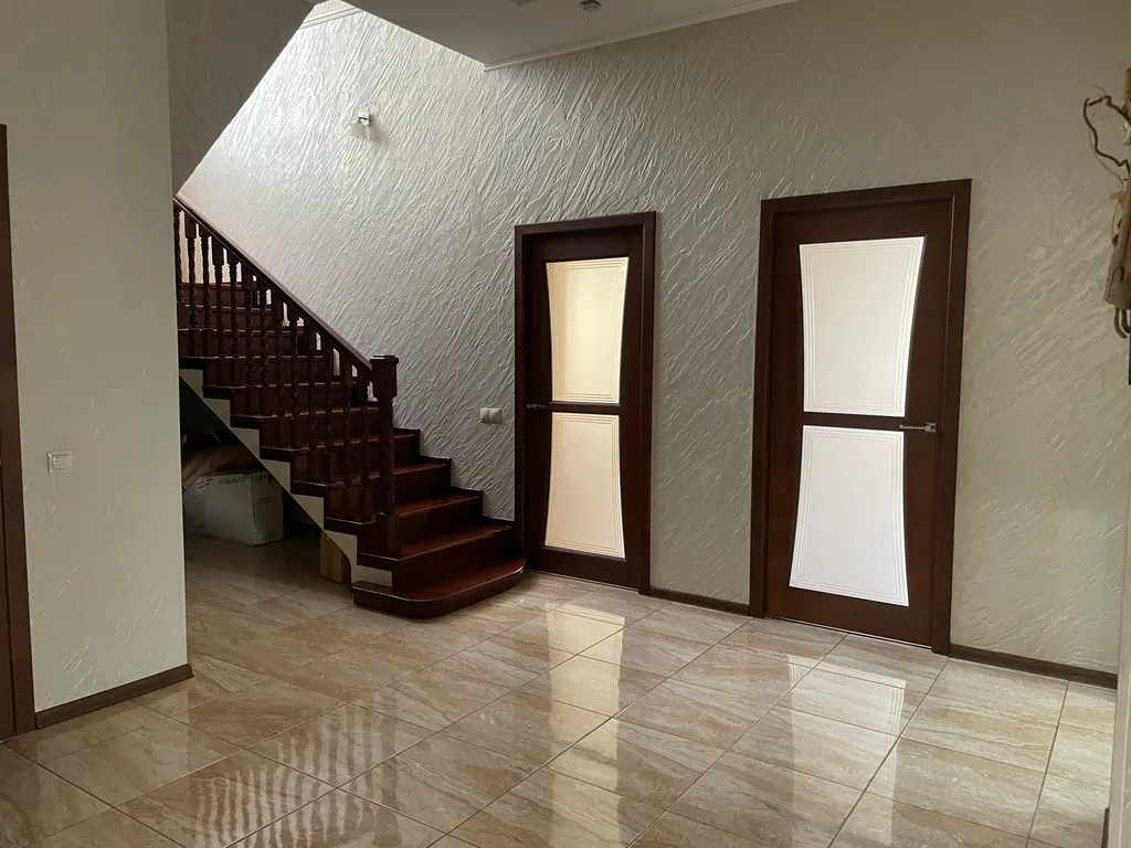 Комфортный дом недалеко от центра города