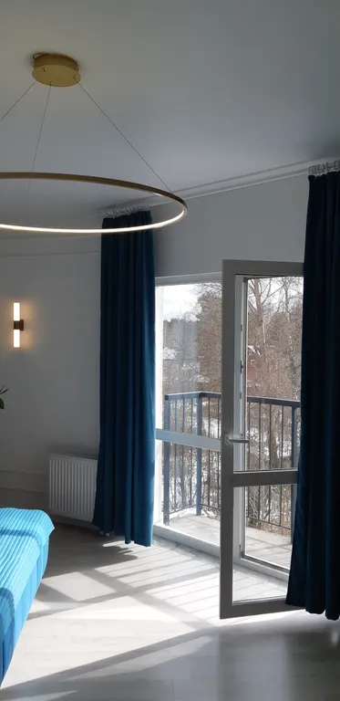 Просторная квартира с видом на лес