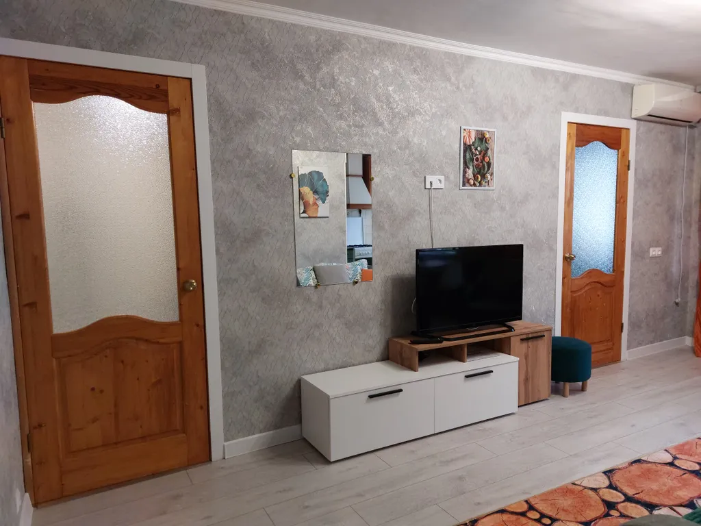 Квартира 3-комнатная Квартира — Великий Новгород