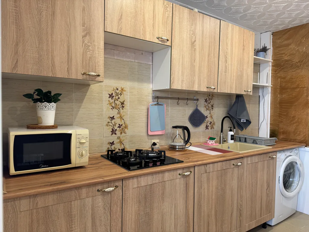 Квартира Квартира с видом на море и горы в 15 минутах до пляжа — Геленджик