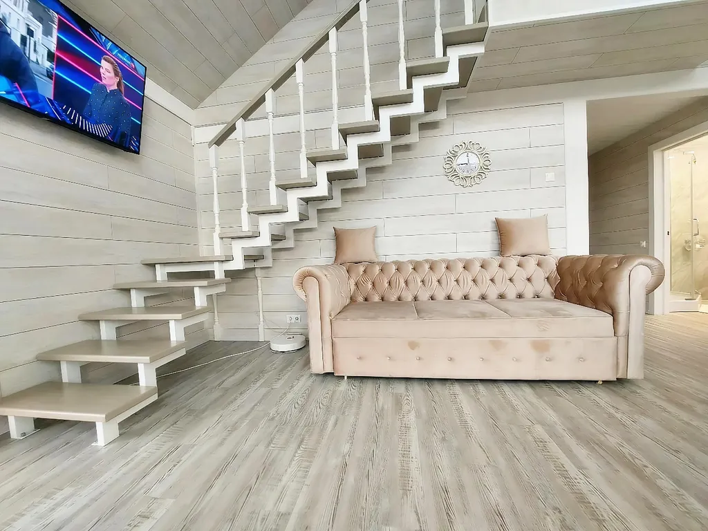 Дом в горах у реки Катунь