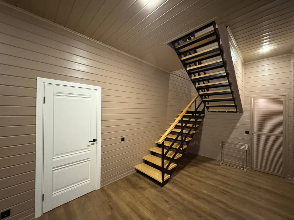 4-комнатный Дом