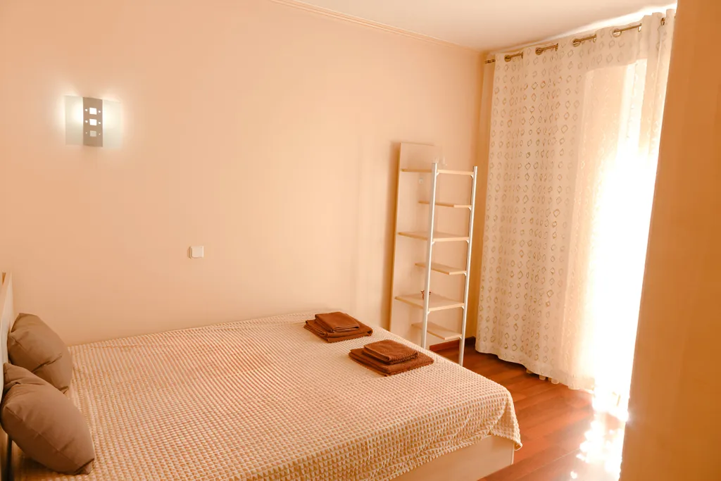 Тихие уютные апартаменты на склоне у озера