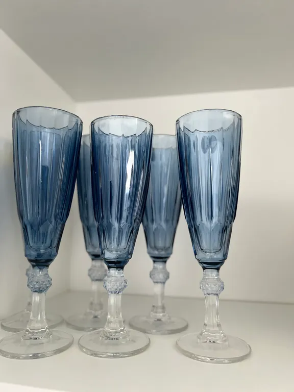 Уютная светлая квартира Аквамарин в новом развитом районе города