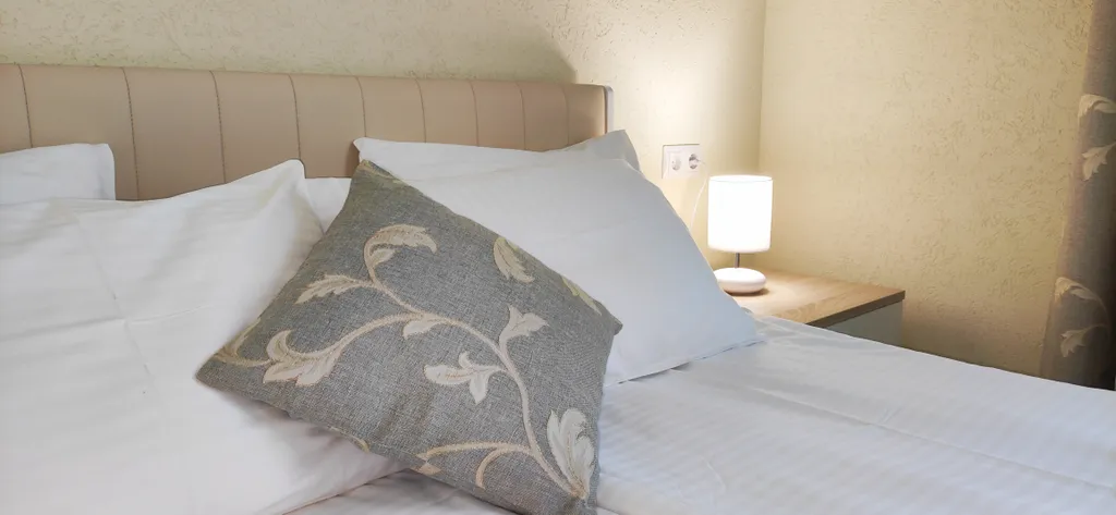 Коттедж с видом на бассейн