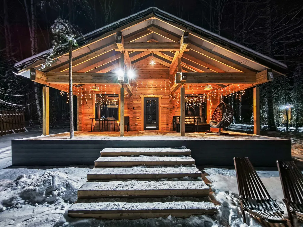 Коттедж Семейная Эко-Вилла — аренда посуточно в Верхняя Пышма