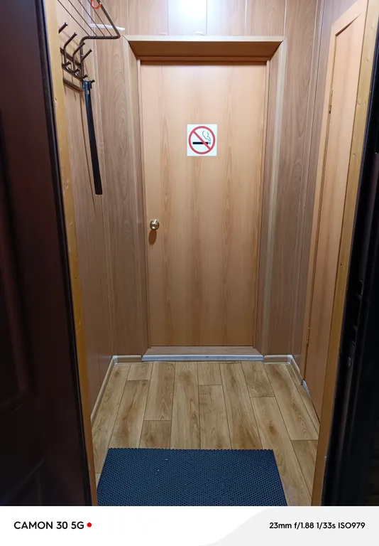 Частный дом у реки