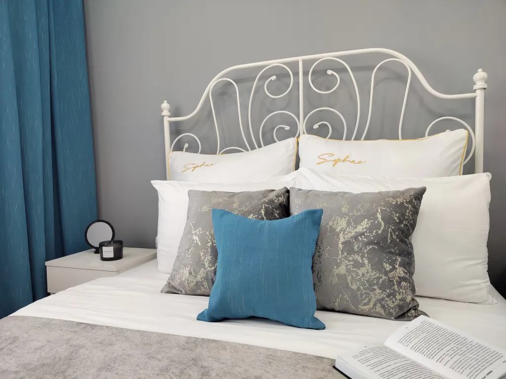 Студия с обзорным видом на весь город