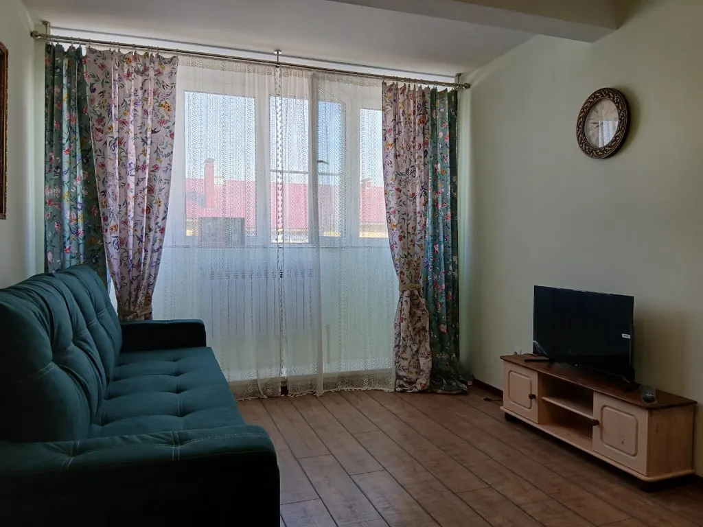 Евродвушка в центре, в новом доме, светлая, уютная