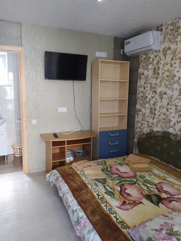 Двухэтажные двухкомнатные таунхаусы с личной территорией под ключ