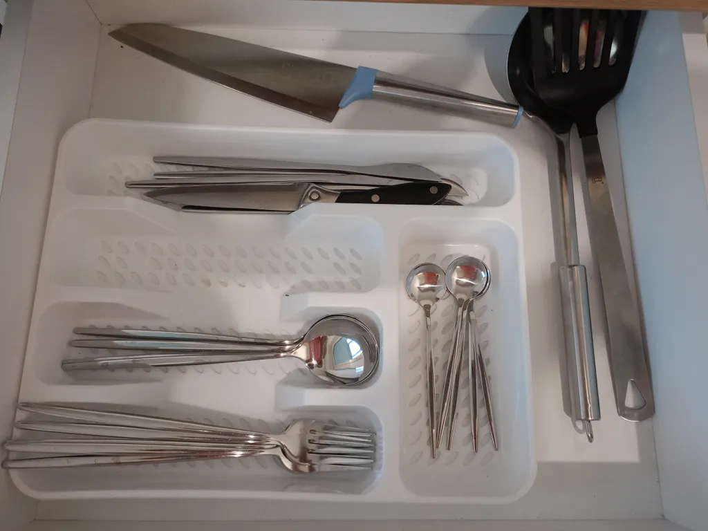 Новая студия вблизи Столбов и зоопарка