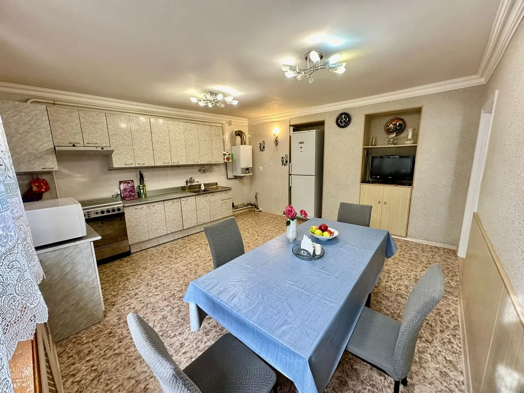 Коттедж Отдельно стоящий домик в центре Кисловодска — Кисловодск