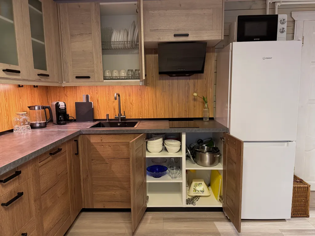 Коттедж Уютный домик в сосновом лесу — Кириши