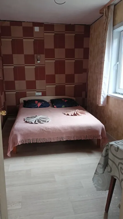 Дом у подножия гор Саяны