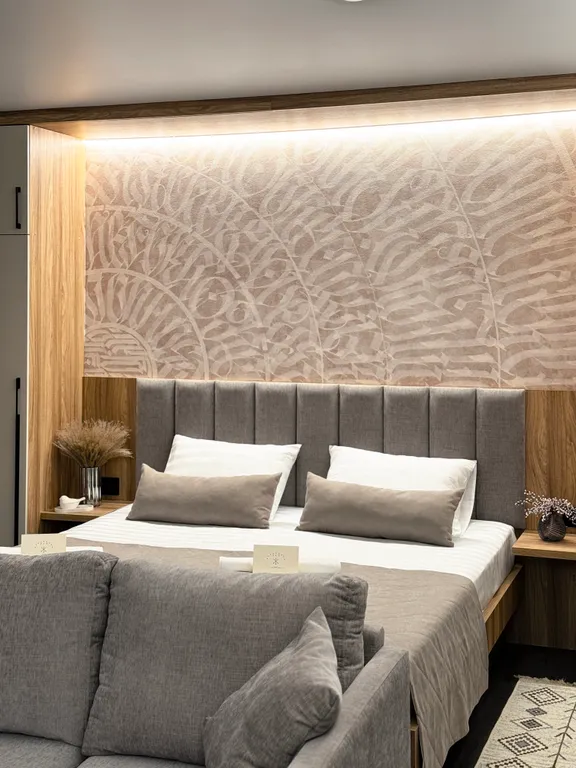 Дом с баней и бассейном