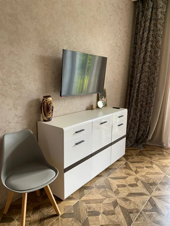 Уютные апартаменты в лесу рядом с озером и морем