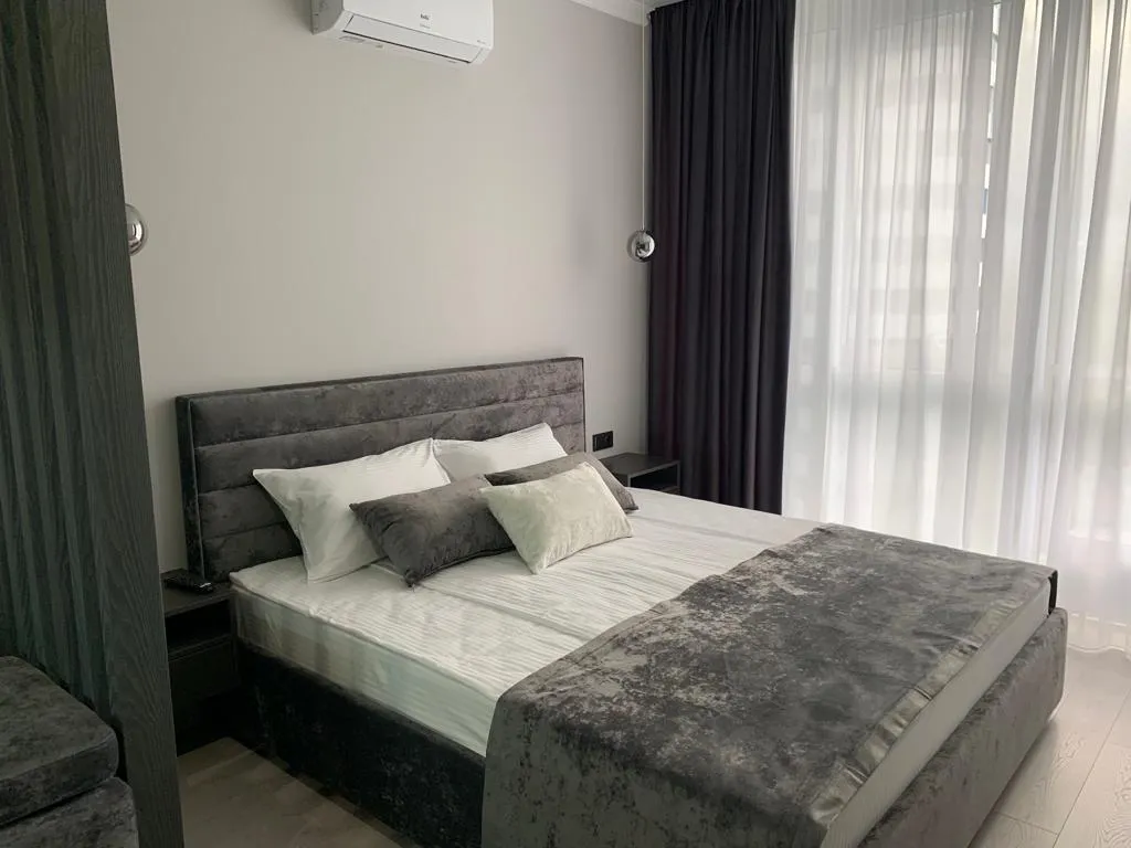 Стильные апартаменты 523 оникс люкс в центре Краснодара