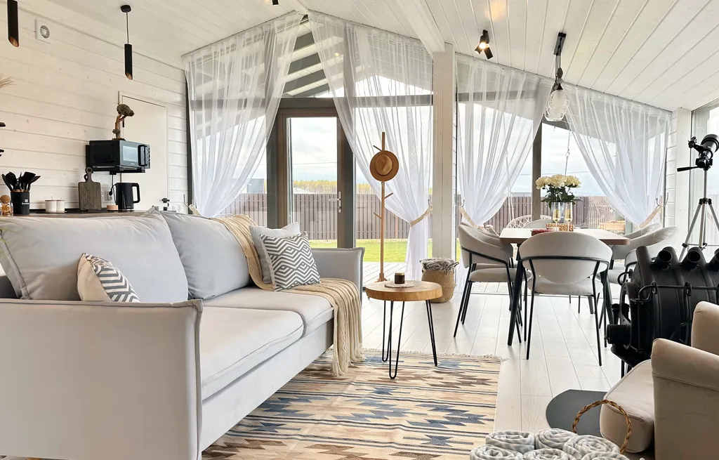 Коттедж Панорамный барн в стиле Дубльдом с баней и чаном — аренда посуточно в Ступино