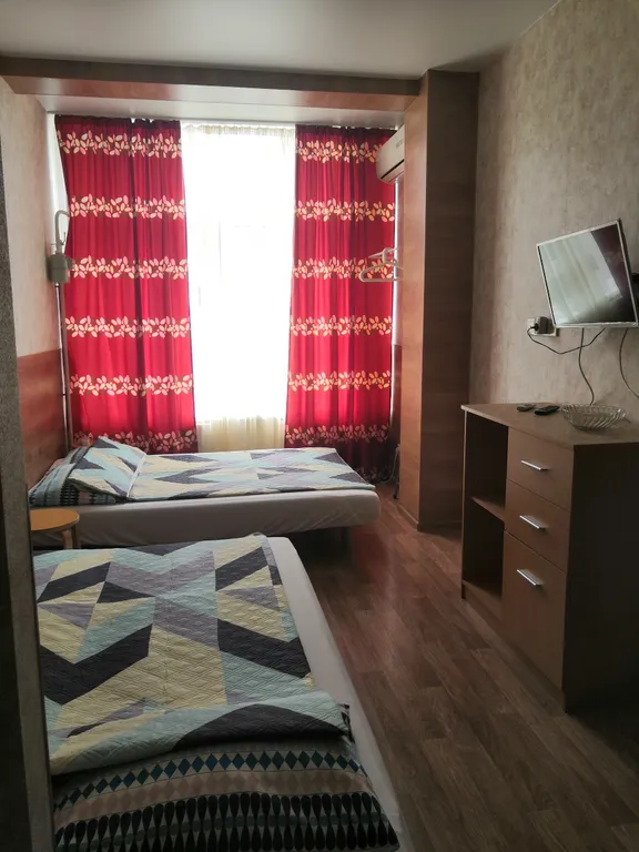 До моря 10 минут, рядом всё, аквапарк, магазины, остановка, Арена
