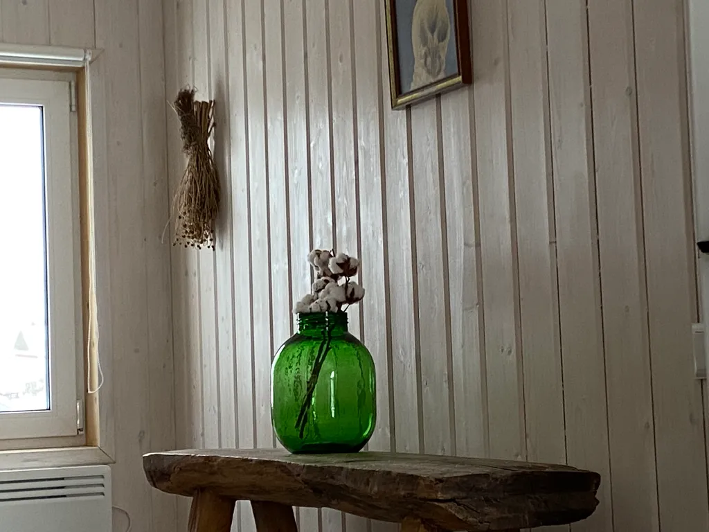 Домик Руби с камином в Болотов деревне