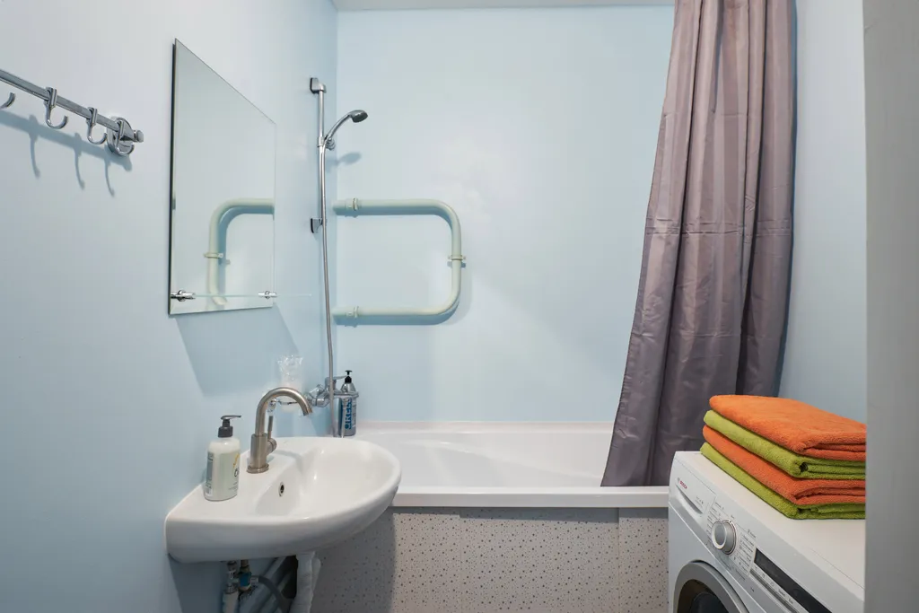 Просторная квартира (метро 5 минут пешком)