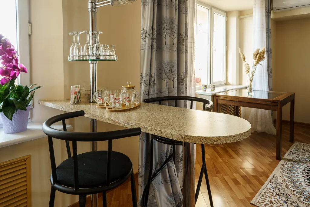 Двухкомнатная квартира рядом с Арбатом